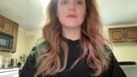 lilly_adams88 online show from July 18, 9:38 pm