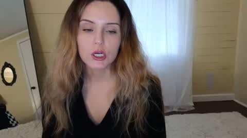 lilly_adams88 online show from July 28, 11:11 pm