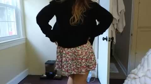 lilly_adams88 online show from August 13, 10:24 pm