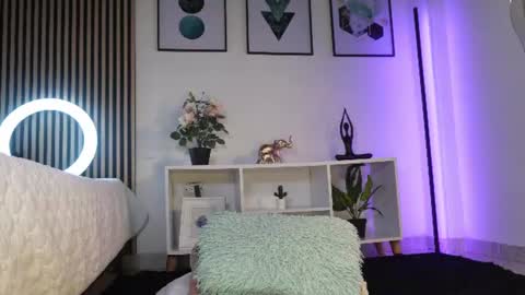 Lilly dollss online show from July 19, 4:20 pm