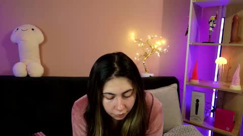 lilly_sweet02 online show from April 21, 11:19 pm
