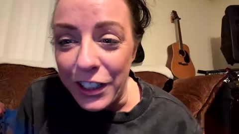 BrunetteBeauty online show from March 5, 6:32 am