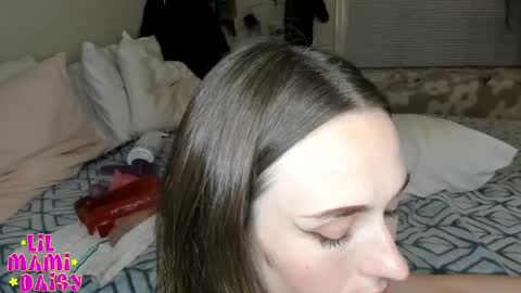 Daisy Bby online show from June 1, 4:26 am