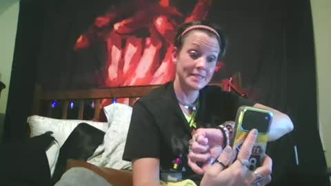 Lilmomma 69  online show from July 19, 6:37 am