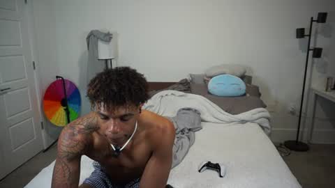 Octavia online show from August 14, 1:53 am