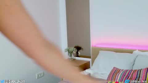 Lilou  online show from August 5, 2:26 pm