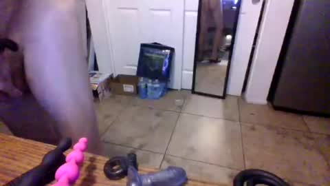 lilpackage69 online show from August 8, 5:40 am