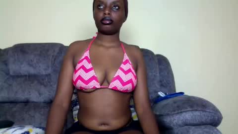 lilpretty16 online show from August 14, 4:21 pm