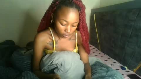 liltemptation01 online show from August 7, 9:31 am
