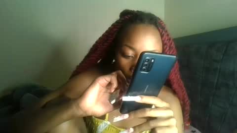 liltemptation01 online show from August 7, 11:43 am