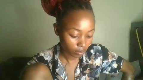 liltemptation01 online show from August 9, 4:19 pm