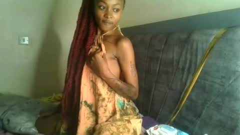 liltemptation01 online show from August 15, 9:57 am