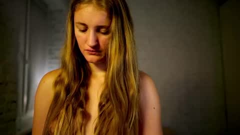 liltightbabe online show from August 10, 12:56 am