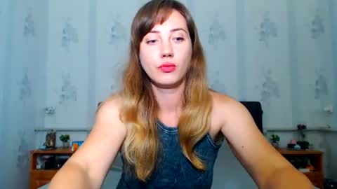 lilu_cute25 online show from June 28, 8:34 pm