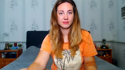 lilu_cute25 online show from July 8, 8:35 pm