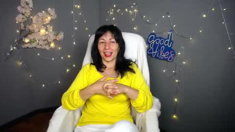 lilugrants online show from August 12, 6:10 pm