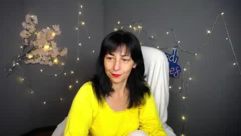 lilugrants online show from August 12, 7:38 pm