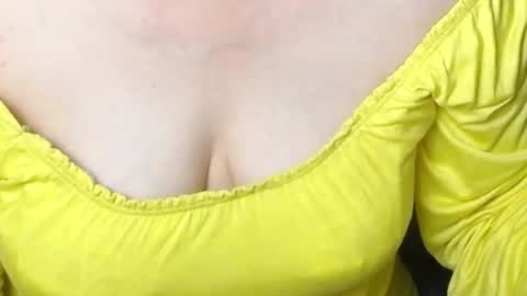 lilugrants online show from August 12, 8:44 pm