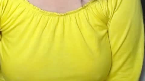 lilugrants online show from August 13, 2:14 am