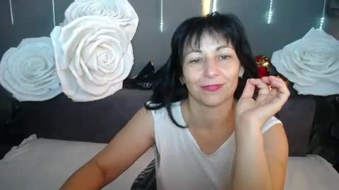 lilugrants online show from August 14, 2:48 am