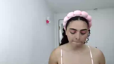 lily_anal_squirt online show from June 21, 1:28 am