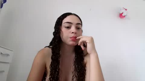 lily_anal_squirt online show from June 22, 6:08 pm