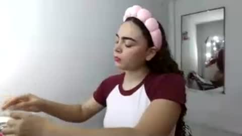 lily_anal_squirt online show from July 15, 3:18 am