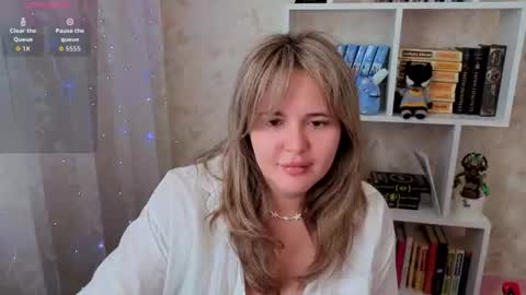 Lily online show from August 6, 1:26 am