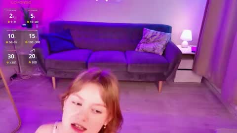 Im Lily online show from July 4, 1:52 am