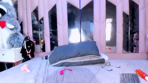 LILY MONROE online show from August 14, 12:14 am