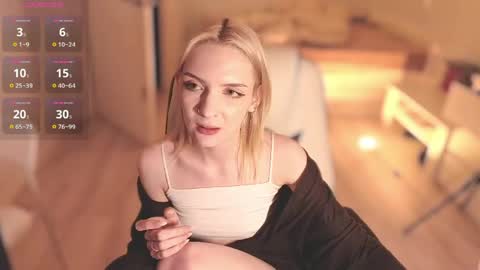 Lily online show from May 30, 3:20 am