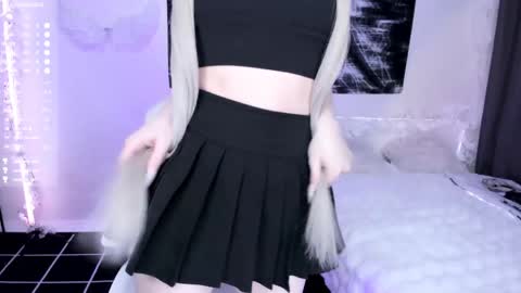 Lily online show from April 30, 3:31 am
