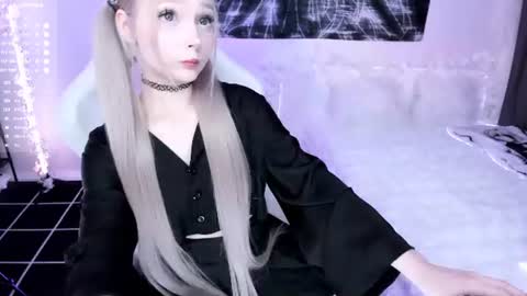 Lily online show from July 31, 1:01 am