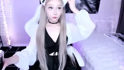 Lily online show from August 1, 3:12 am