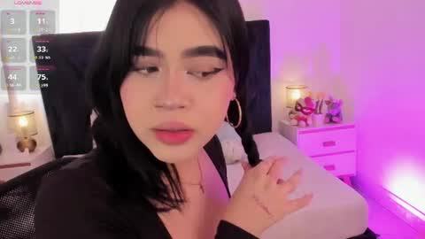 LilyWoodz online show from August 10, 7:04 pm