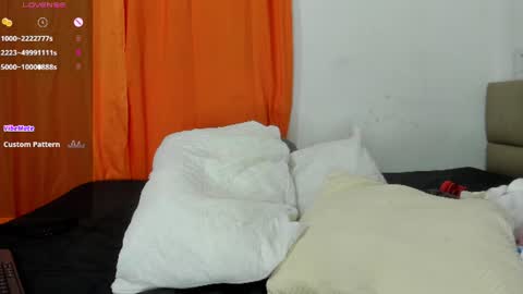 lilybaudyn_ online show from July 25, 1:26 pm