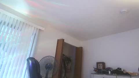 lilybvixen online show from August 17, 11:04 am