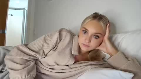 lilyflex online show from April 13, 10:07 pm