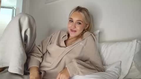lilyflex online show from April 13, 11:13 pm