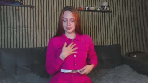 LilyHarwick online show from August 9, 7:26 pm