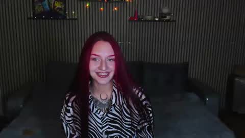 LilyHarwick online show from August 11, 5:37 pm