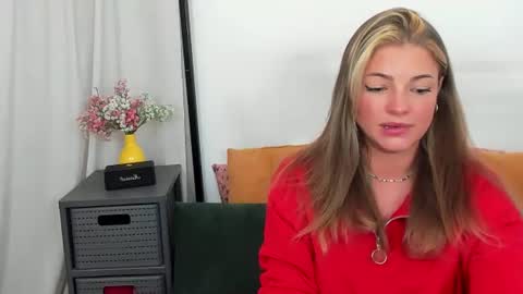 Lily online show from July 24, 9:12 am