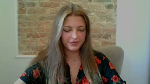 Lily online show from July 29, 6:42 am