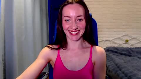 Lily online show from June 5, 9:14 am