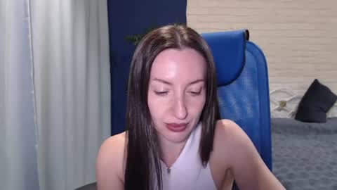 Lily online show from July 14, 4:20 pm
