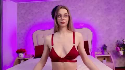 lilyrose_ online show from July 30, 6:43 am