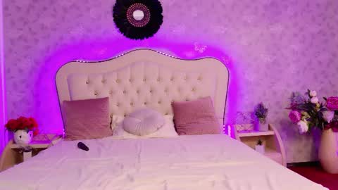 lilyrose_ online show from August 1, 9:04 am