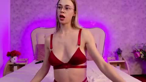 lilyrose_ online show from August 14, 9:57 am