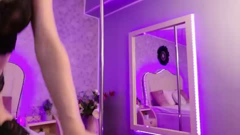 lilyrose_ online show from August 15, 5:44 am