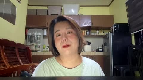 lilysette online show from July 27, 9:59 am